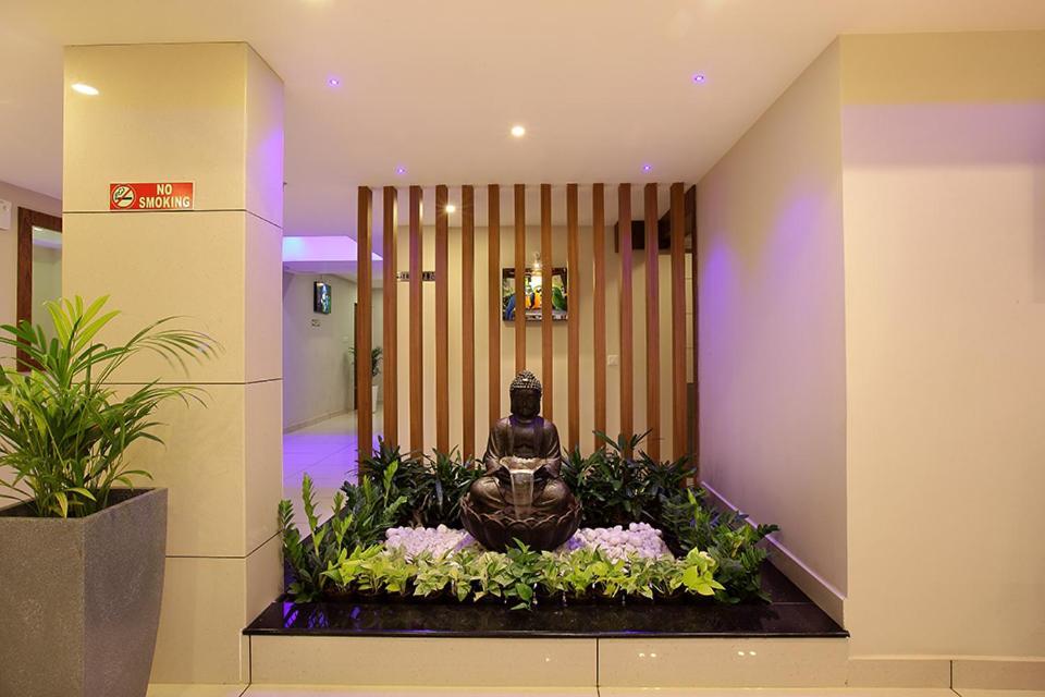 Lumbini Supreme Hotel Thrissur Buitenkant foto