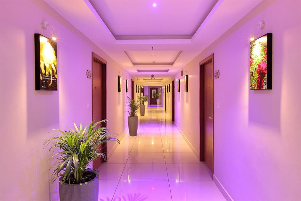 Lumbini Supreme Hotel Thrissur Buitenkant foto