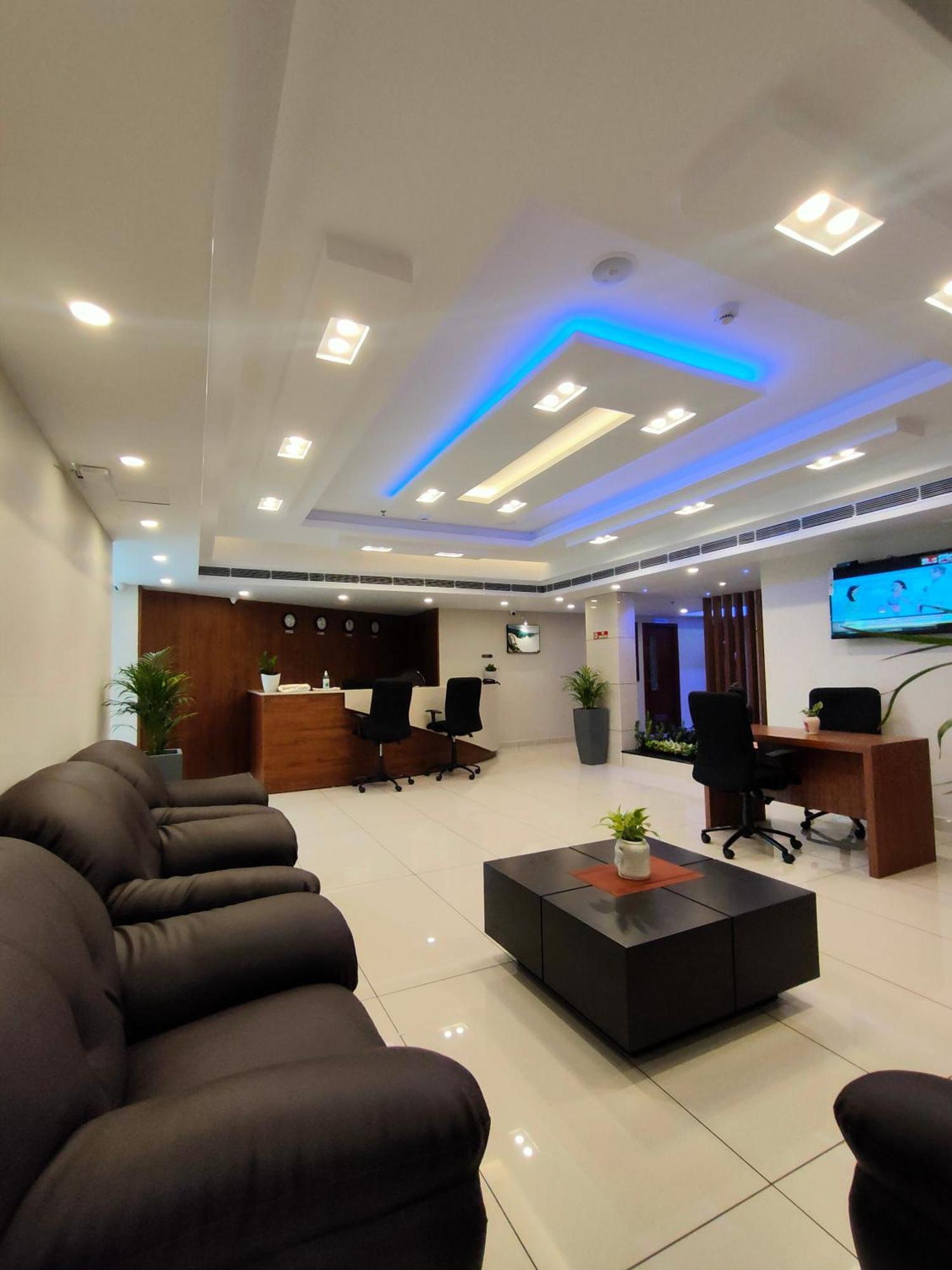 Lumbini Supreme Hotel Thrissur Buitenkant foto
